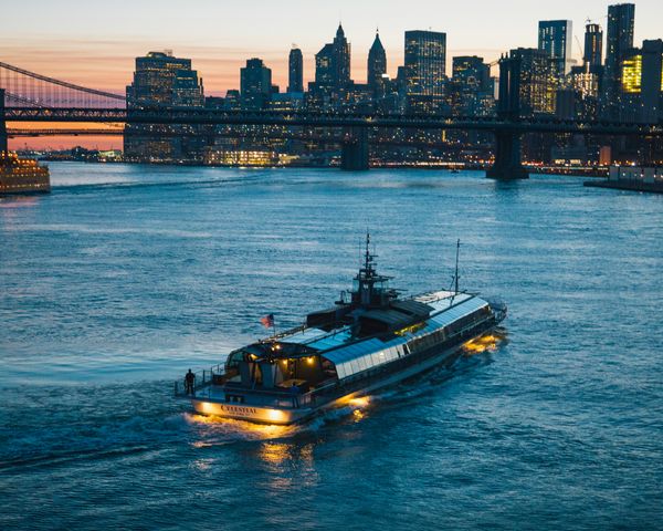 Bateaux NYC（紐約巴士）