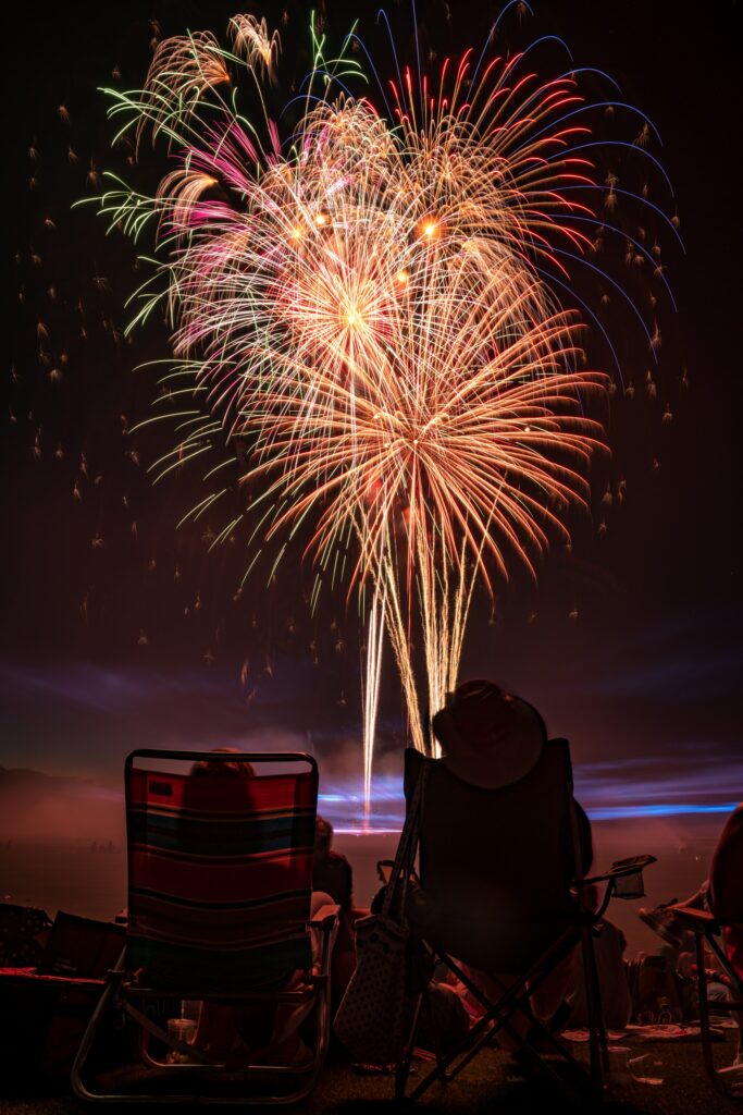fuegos artificiales en la playa